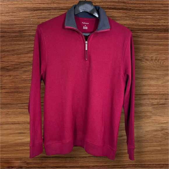Van Heusen Other - Van Heusen Men’s Medium Red 1/4 Zip Top.